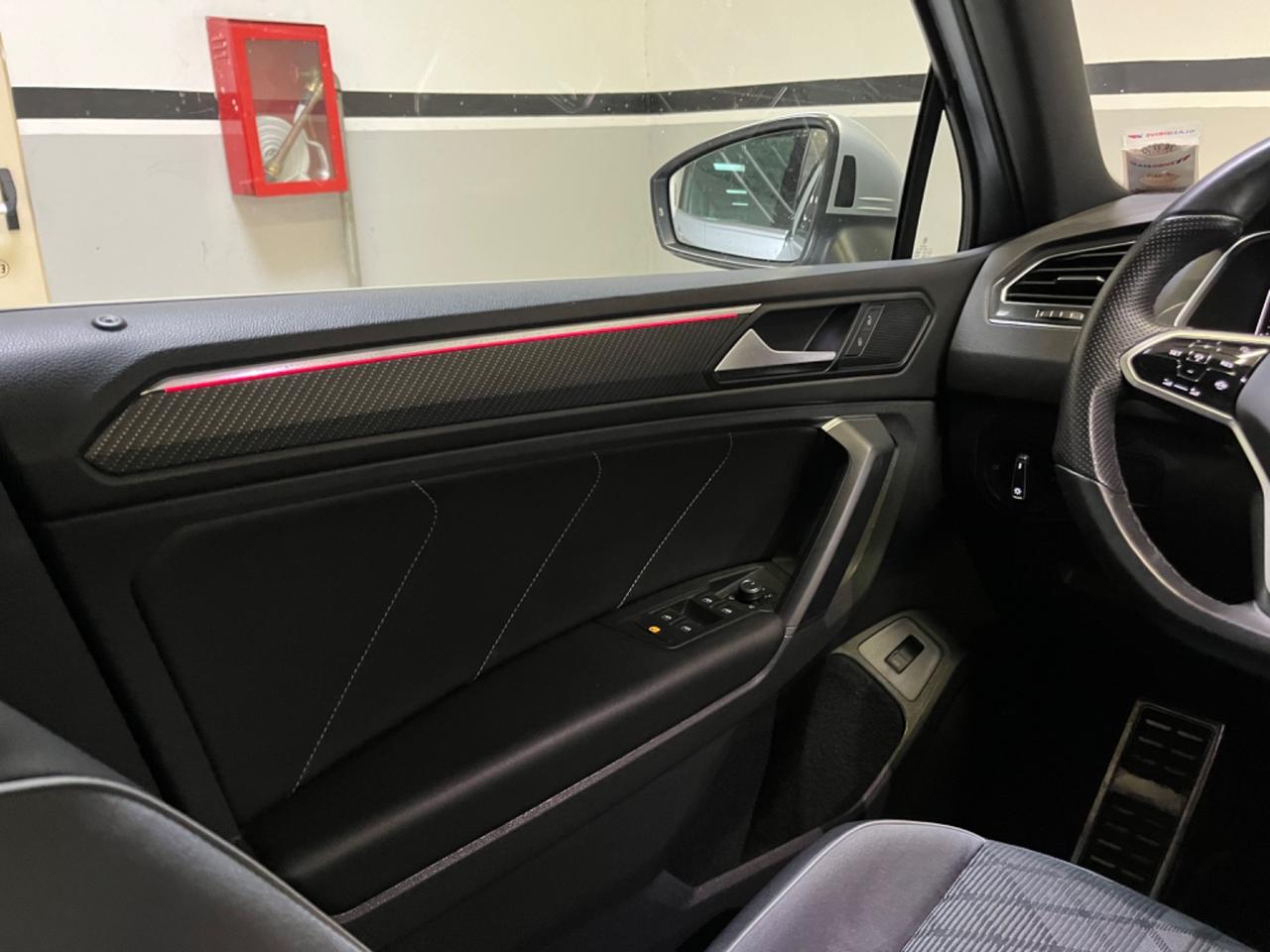 Volkswagen Tiguan 2.0 TDI 150 CV SCR DSG R-Line