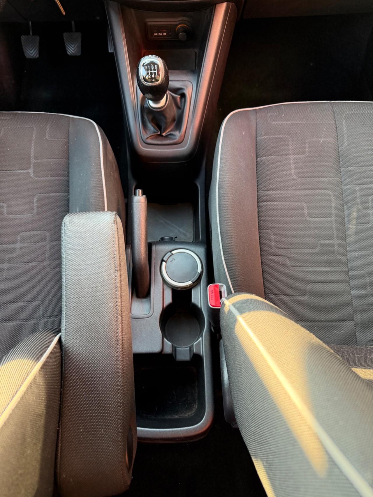Kia Venga 1.4 CRDi 90CV- Adatta ai neopatentati
