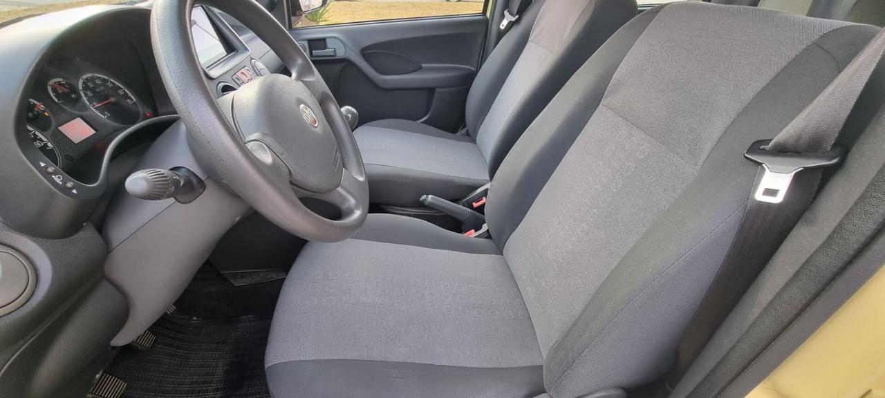 Fiat Panda 1.2 69 CV Dynamic