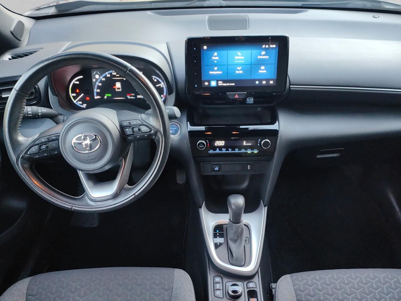 Toyota Yaris Cross 1.5 Hybrid 5p. E-CVT AWD-i Trend