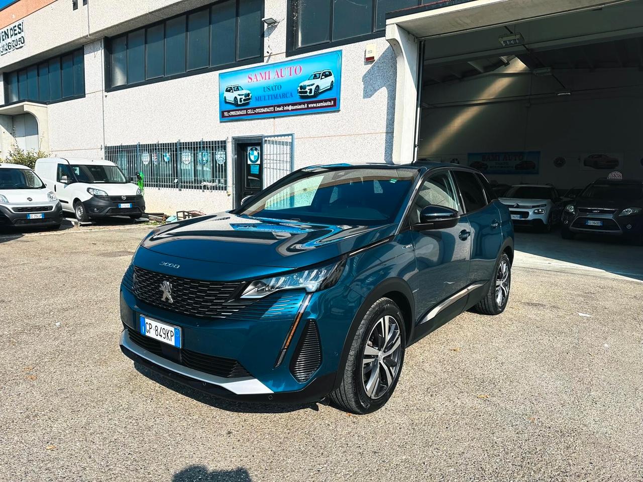 Peugeot 3008 Hybrid4 300 e-EAT8 GT