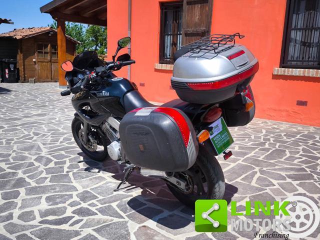 YAMAHA TDM 850 01