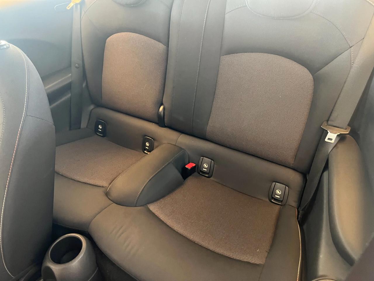 Mini 1.2 One 75 CV 3 porte km 51.459 ok neopatentati