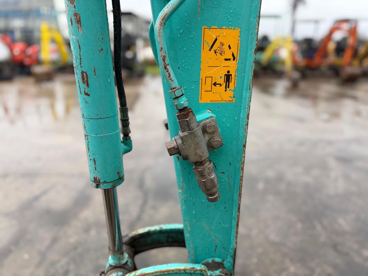 Miniescavatore KOBELCO SK17SR [ 18 Q.LI ]