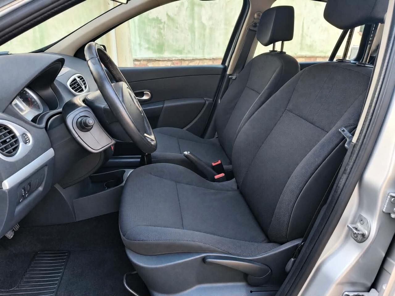 Renault Clio 1.2 16V Benzina SporTour Wagon NUOVA