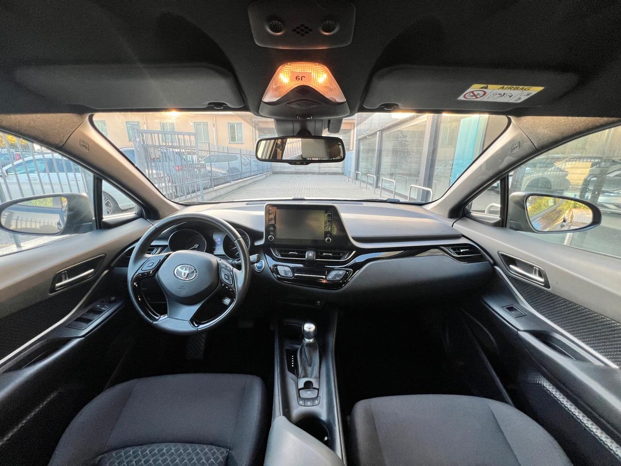 Toyota C-HR 1.8 Hybrid E-CVT Business