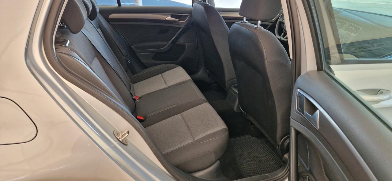 Volkswagen Golf 7 1.6 TDi 105cv *** PARI AL NUOVO ***