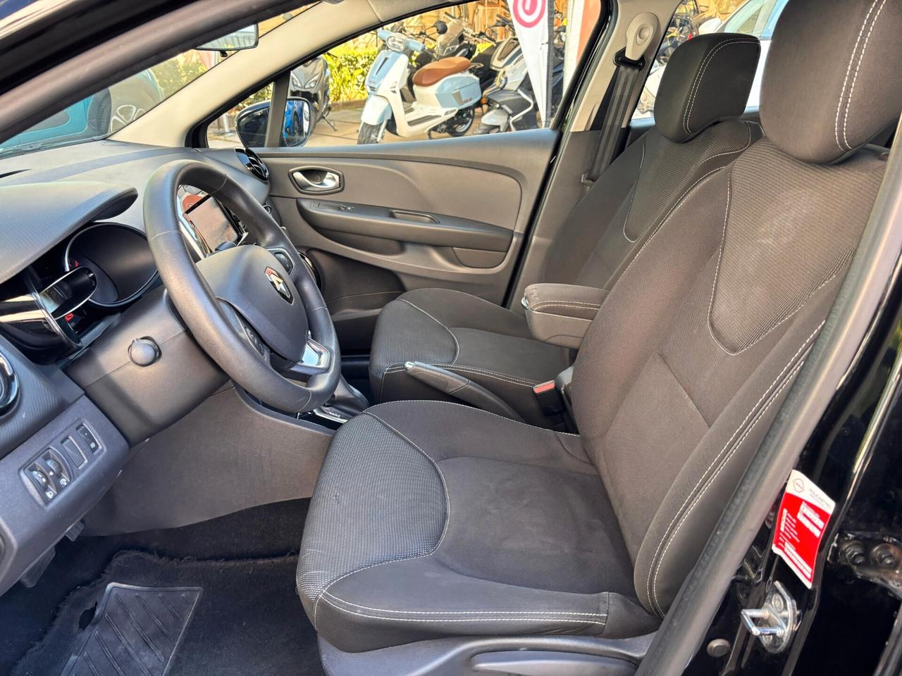 Renault Clio Sporter dCi 8V 90 CV EDC Business