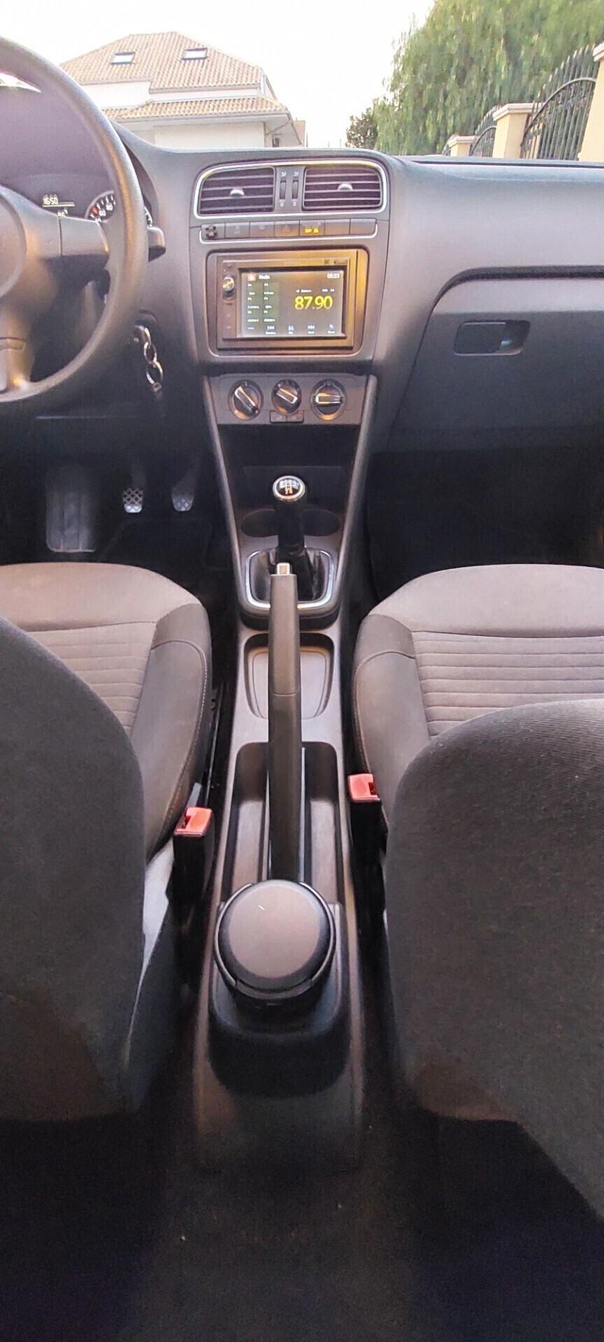 POLO 1,2 DIESEL 75 CV X NEOPATENTATI TELEFONO BLUETOOTH GOMME NUOVE IMPECCABILE