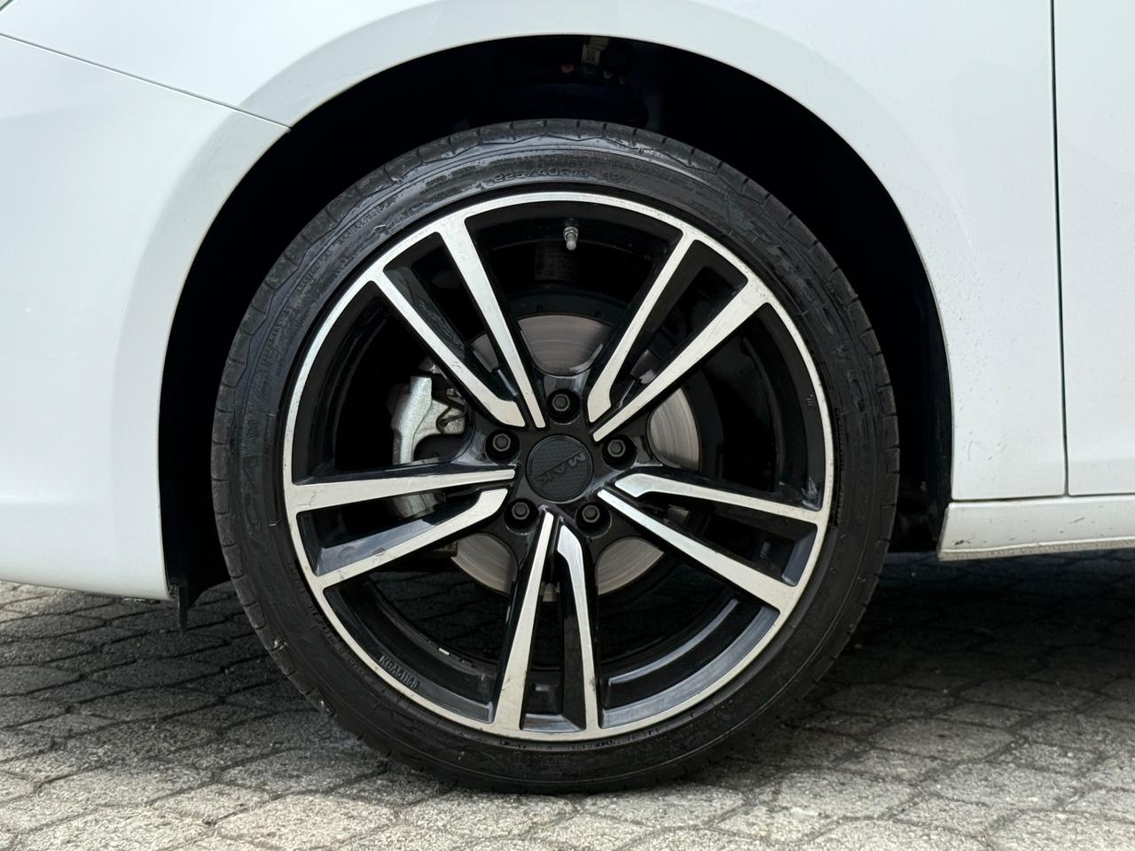 Alfa Romeo Giulietta 1.4 GPL Sport|CERCHI 18|BI COLOR