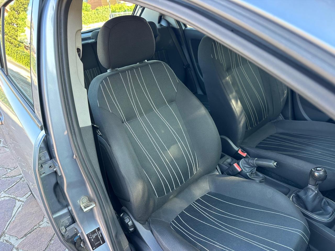 Opel Corsa 1.2 5 porte Easytronic Enjoy NEOPATENTATI