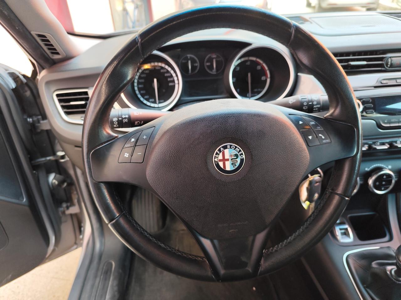 Alfa Romeo Giulietta 1.6 JTDm-2 105 CV Exclusive