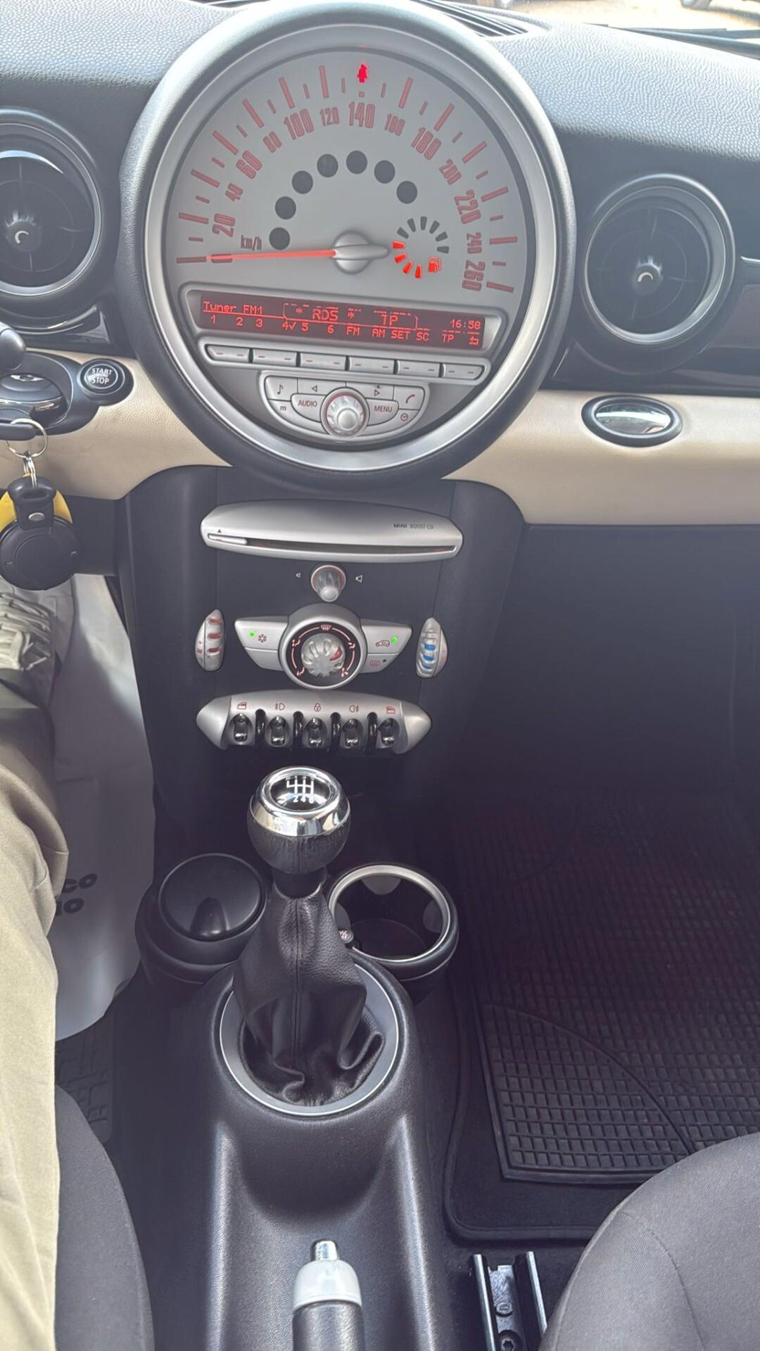 Mini 1.6 16V Cooper D