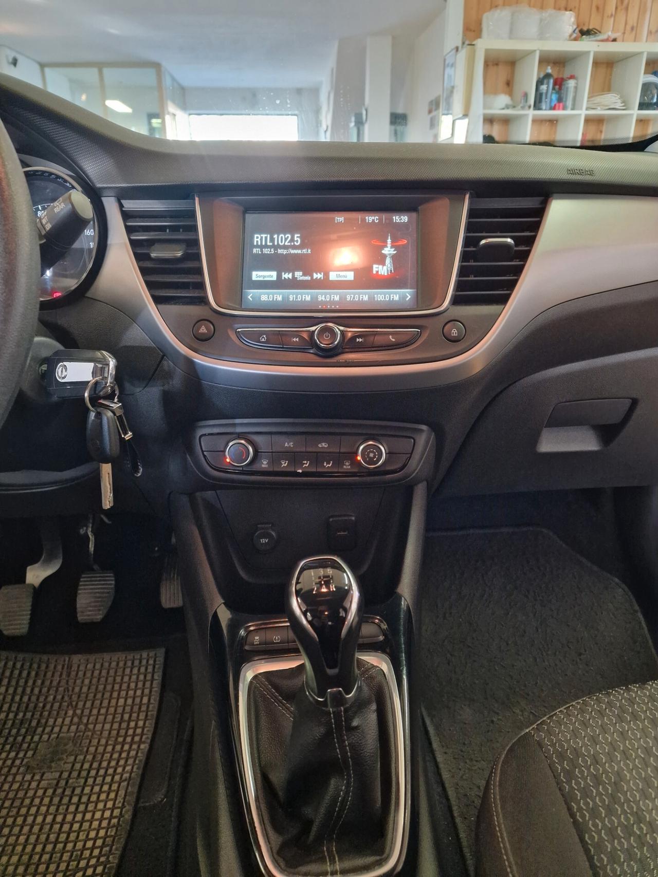 Opel Crossland X 1.6 ECOTEC, 115 mila chilometri