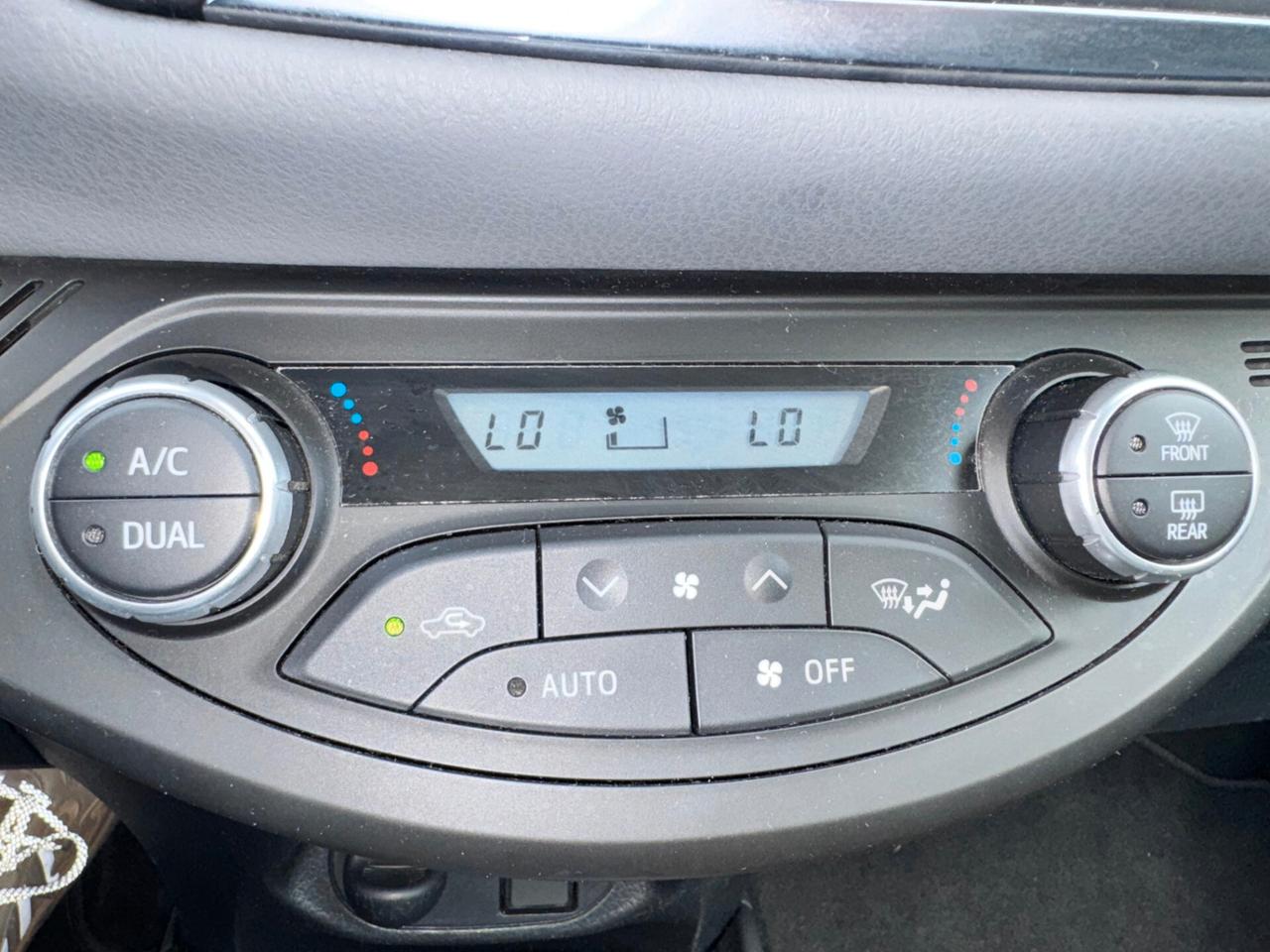 Toyota Yaris 1.5 Hybrid 5 porte Active