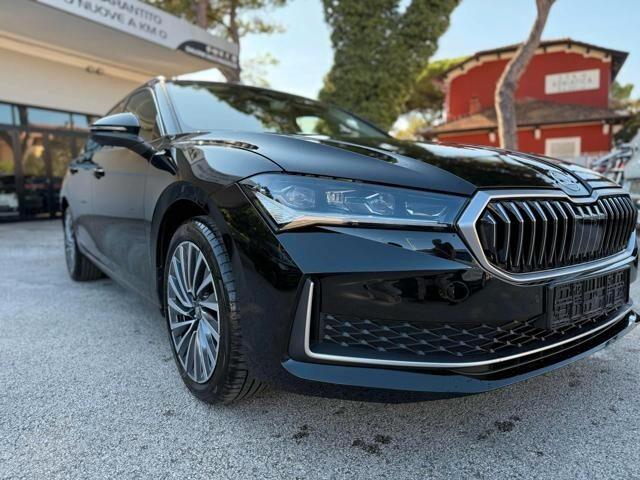 Skoda Superb 2.0 TSI DSG 4x4 Wagon Laurin&Klement