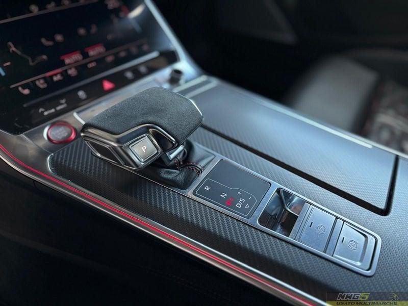 Audi A6 RS 6 Avant 4.0 TFSI quattro tiptronic