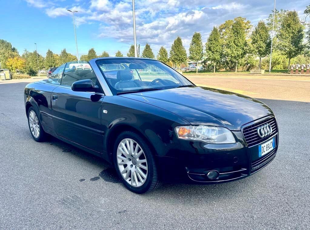 Audi A4 Cabriolet 2.5 V6 TDI cat