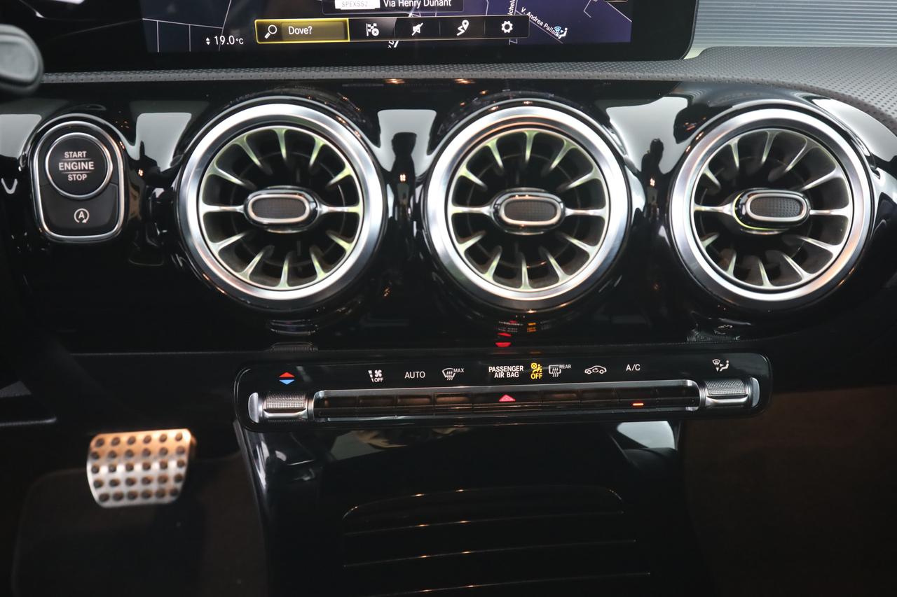 MERCEDES Classe CLA S.Brake CLA 200 Automatic Shooting Brake PREMIUM