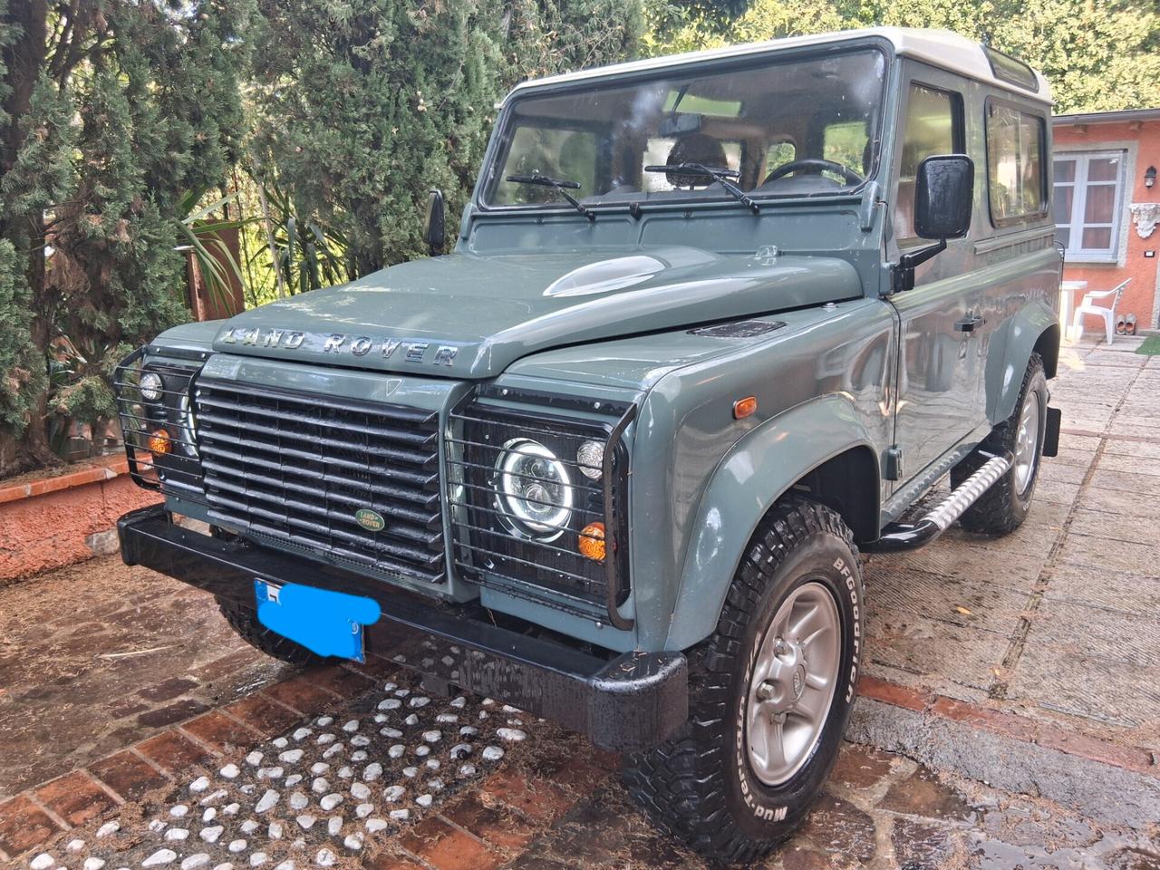 Land Rover Defender 90 2.4 TD4 Station Wagon