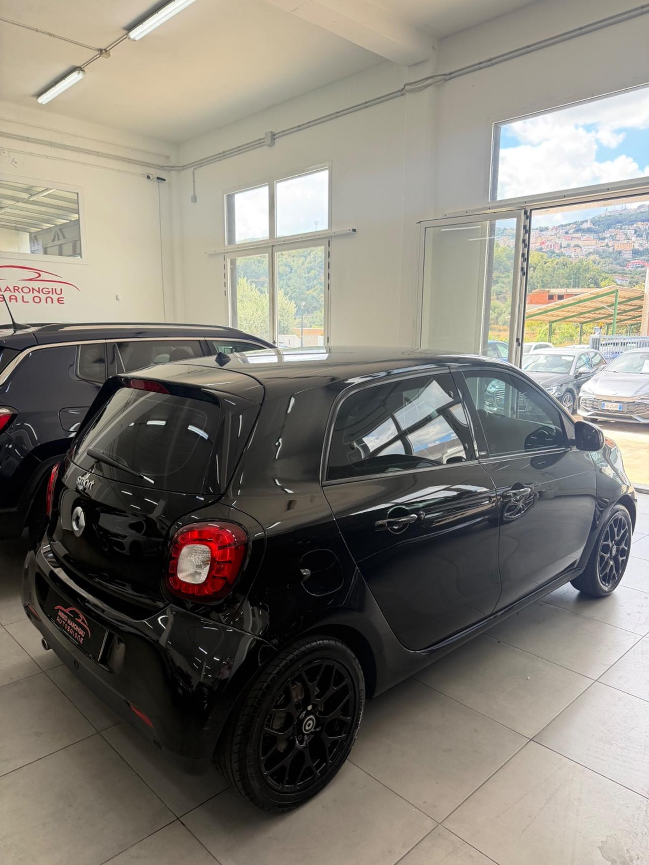Smart FOR FOUR all.BRABUS FINANZIABILE