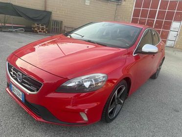 VOLVO V40 D4 R-design Momentum Stupenda Bellissima