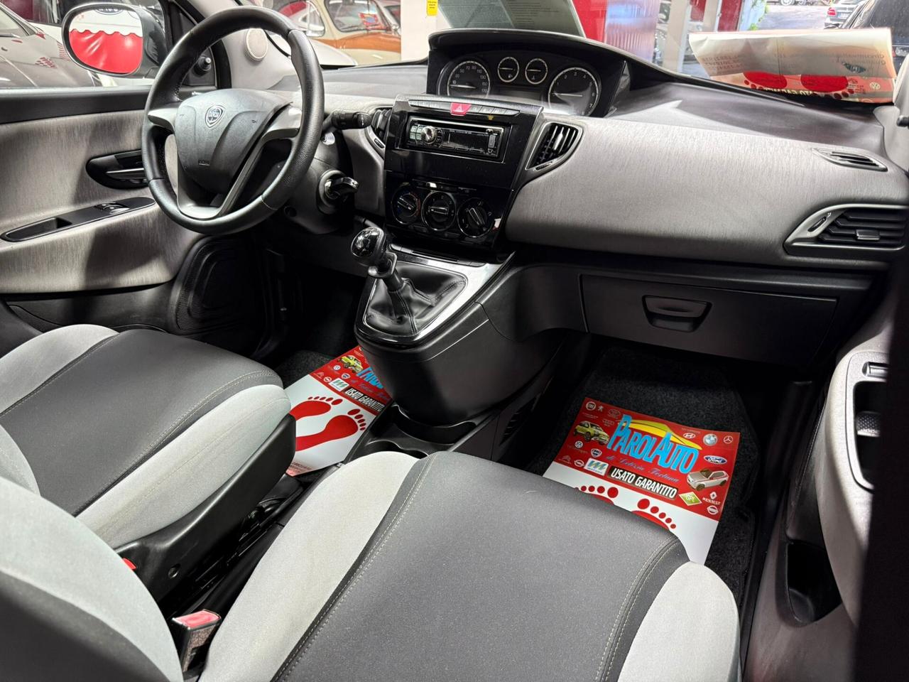 Lancia Ypsilon 1.2 69cv GPL Ecochic - 2012