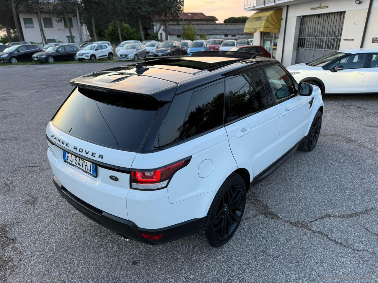 LAND ROVER Range RoverSPORT 3.0 SDV6 HSE