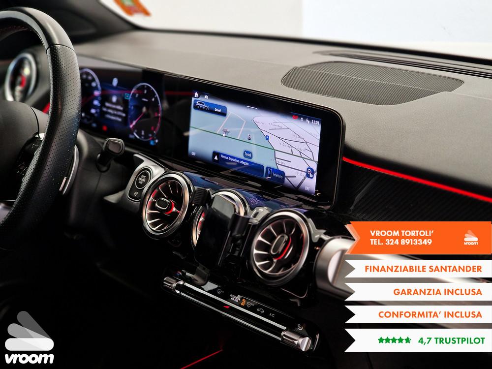 MERCEDES GLB (X247) GLB 200 d Automati...