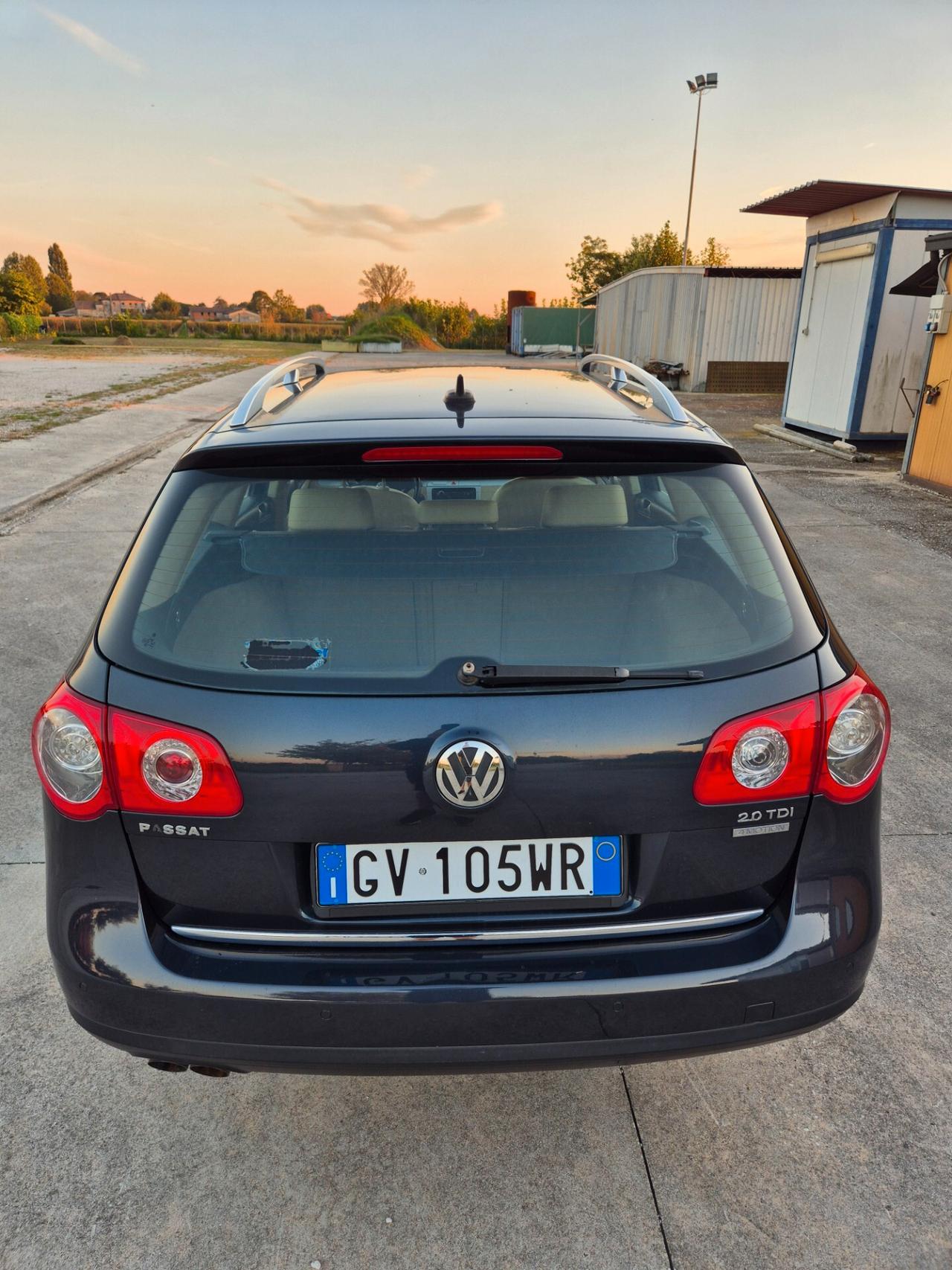 Volkswagen Passat 2.0 TDI DPF 4mot. Var. Highline