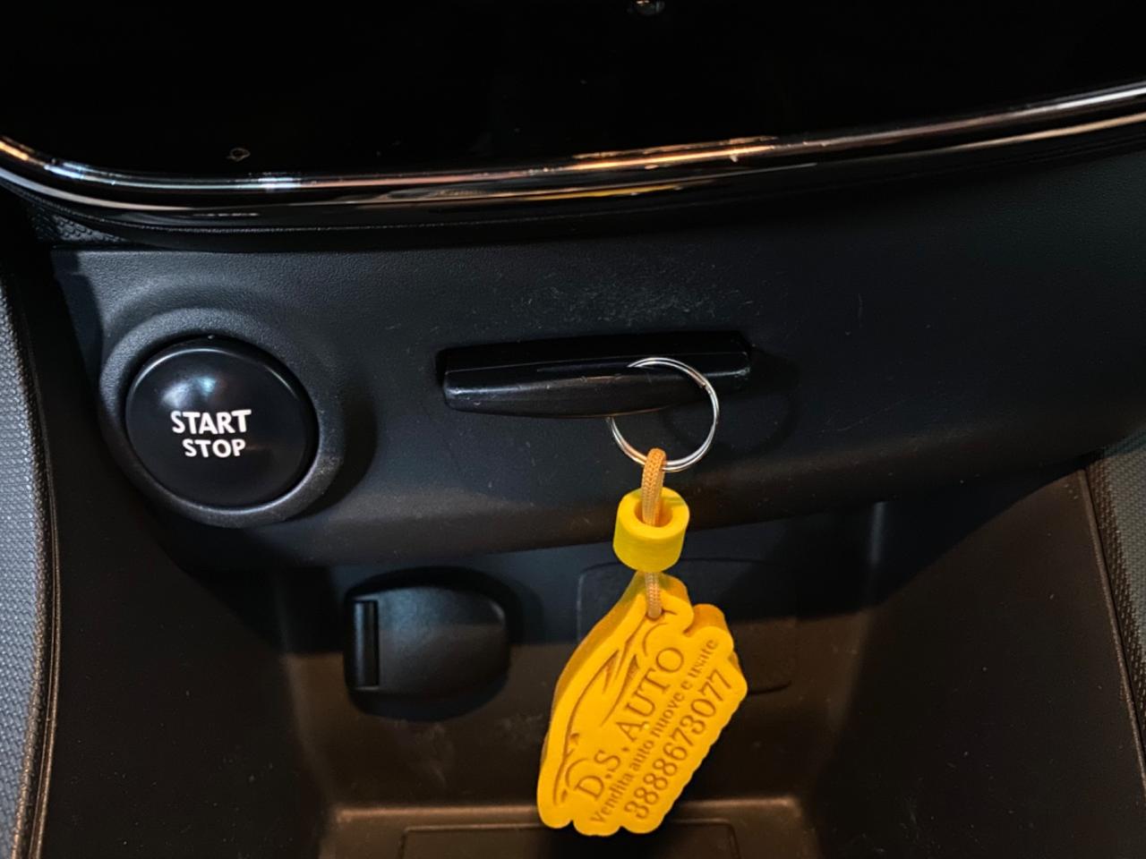 Renault Clio TCe 12V 90CV Ok Neopatentati unico proprietario