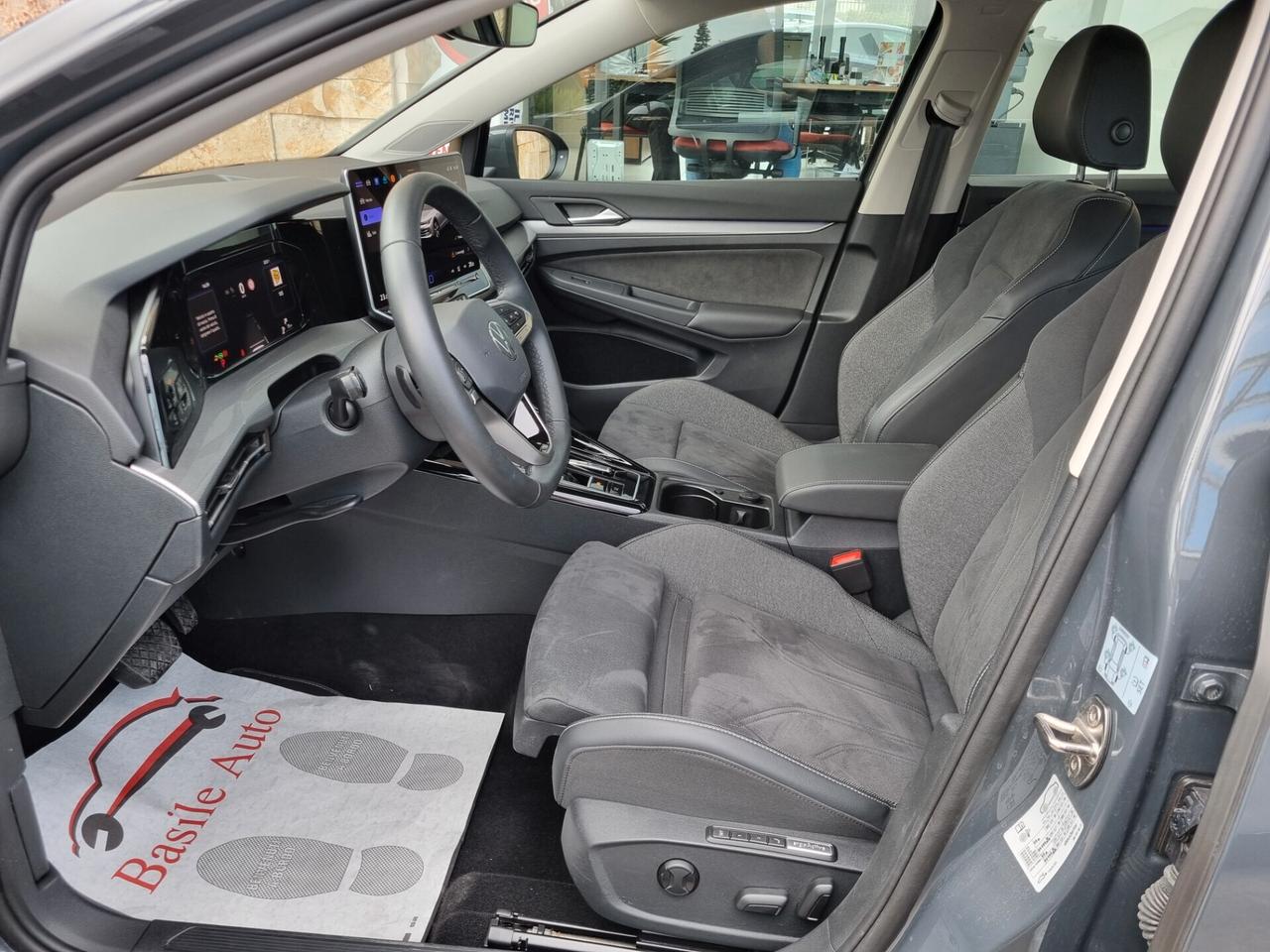 Volkswagen Golf VIII 2.0 tdi Style 150cv dsg