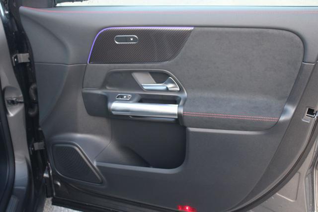 MERCEDES-BENZ GLA 200 d Automatic AMG Line Premium