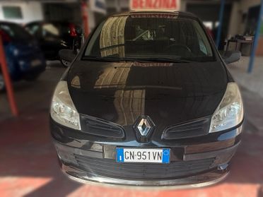 Renault Clio 1.4 16V 3 porte Dynamique