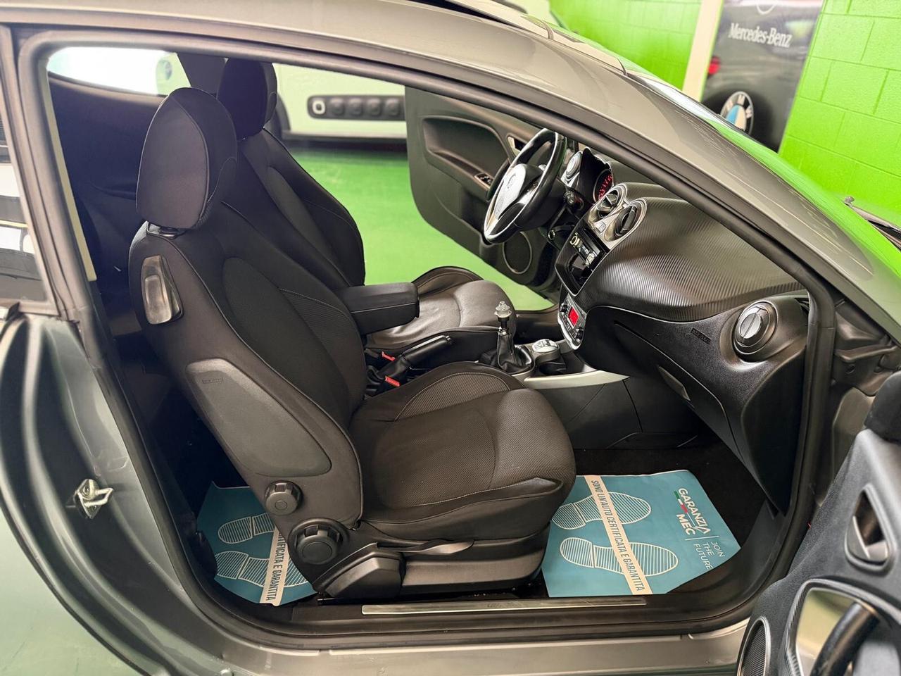 Alfa Romeo MiTo 1.4 105 CV M.air S&S Distinctive Sport Pack