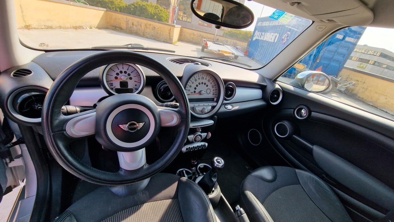 Mini 1.4 16V One