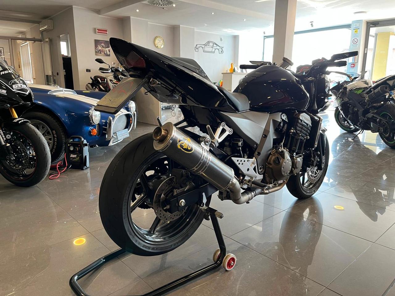Kawasaki ZR 750