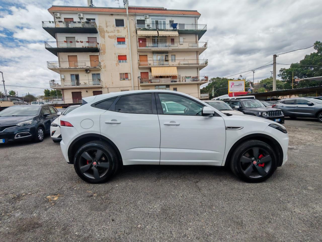 Jaguar E-Pace 2.0D 180 CV AWD R-Dynamic