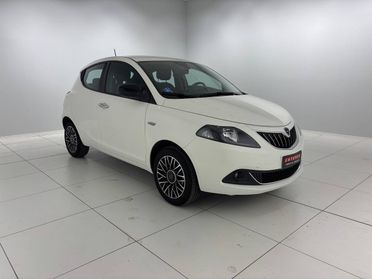 LANCIA Ypsilon 1.0 firefly hybrid Platino s&s 70cv