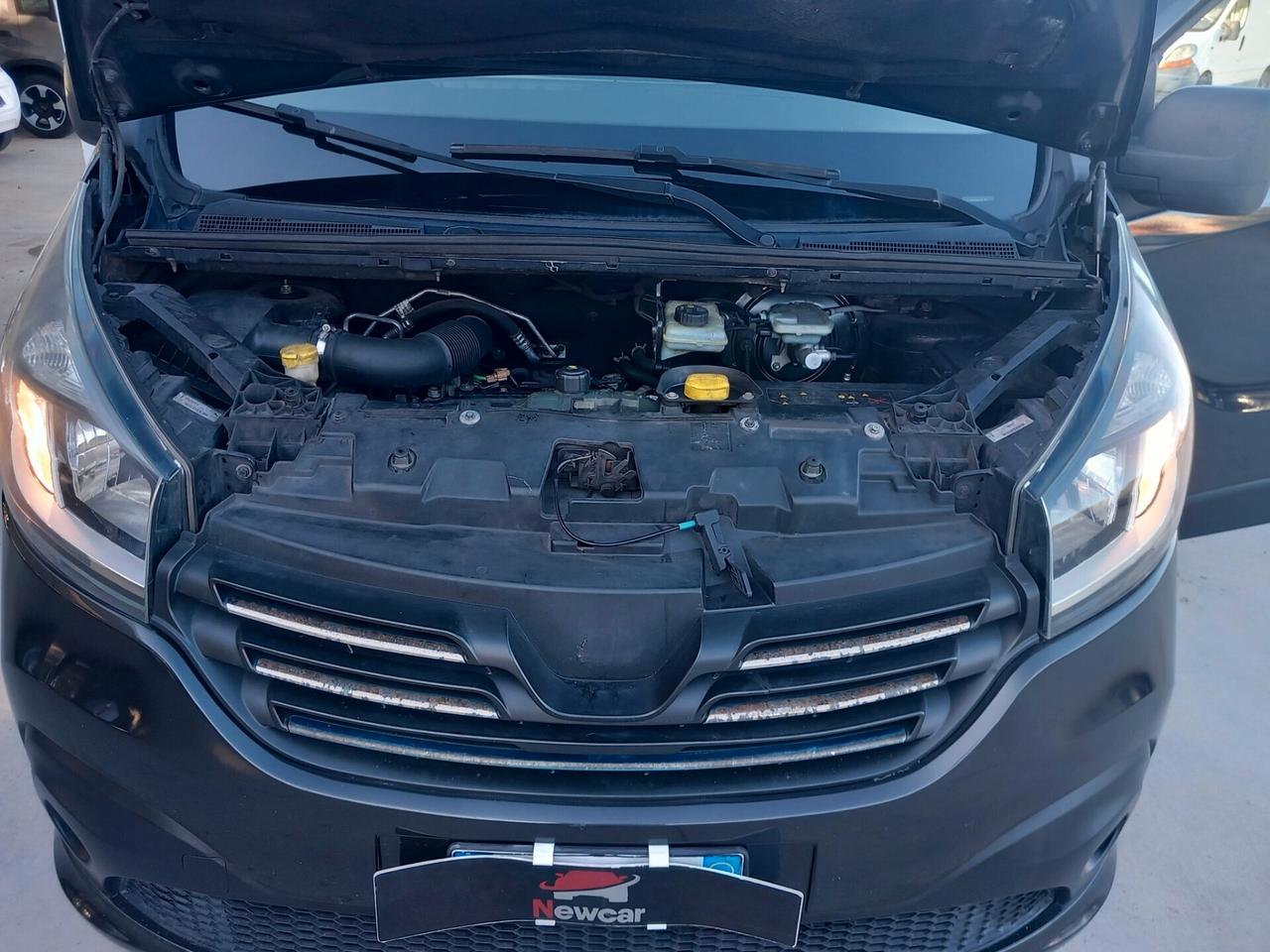 Renault Trafic 1.6 dCi 125CV S&S Intens 9 posti MOTORE SOSTITUITO CON KM 156000