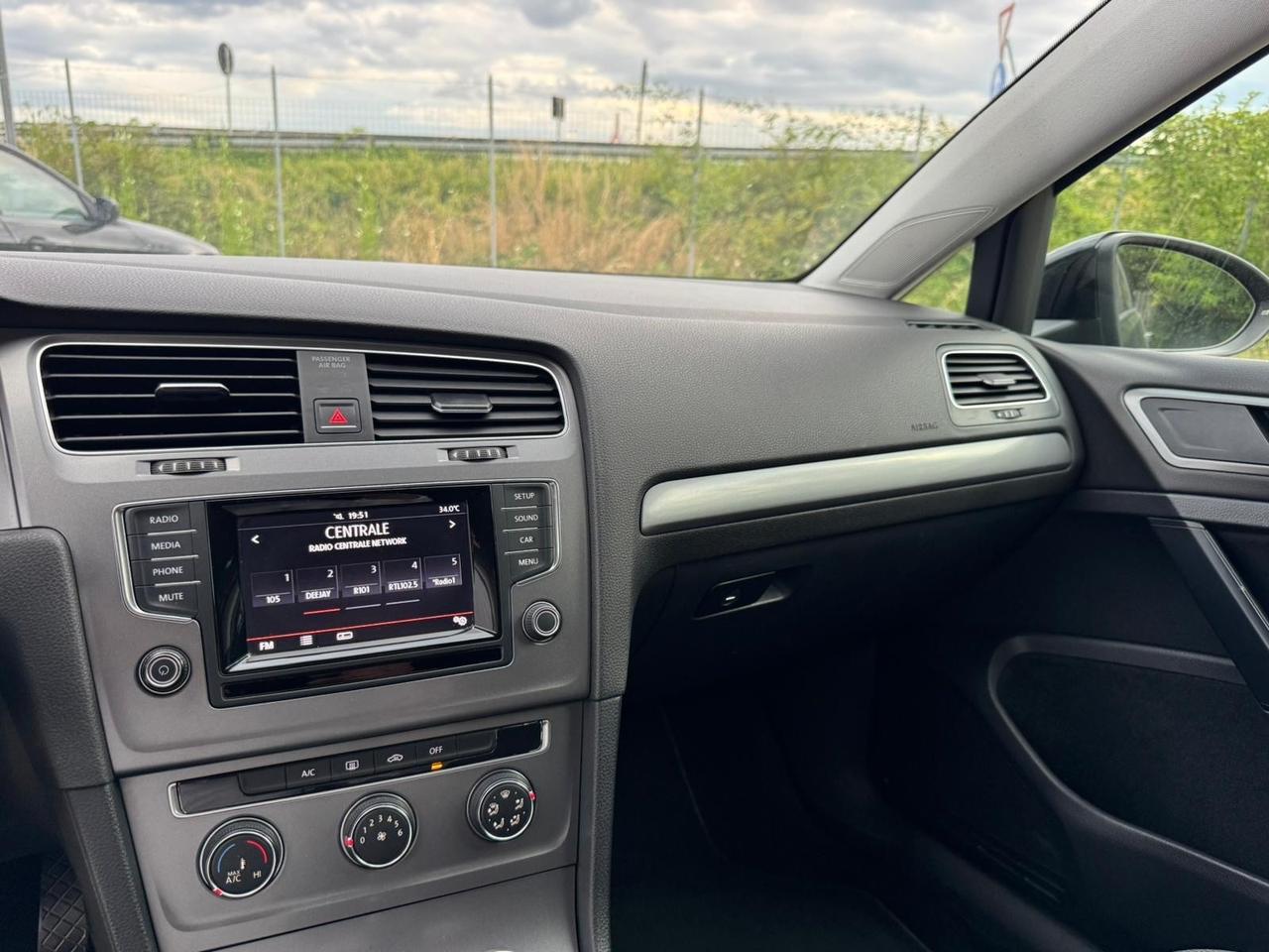 Volkswagen Golf 1.2 TSI 85 CV 5p. Tech&Sound BlueMotion Technology