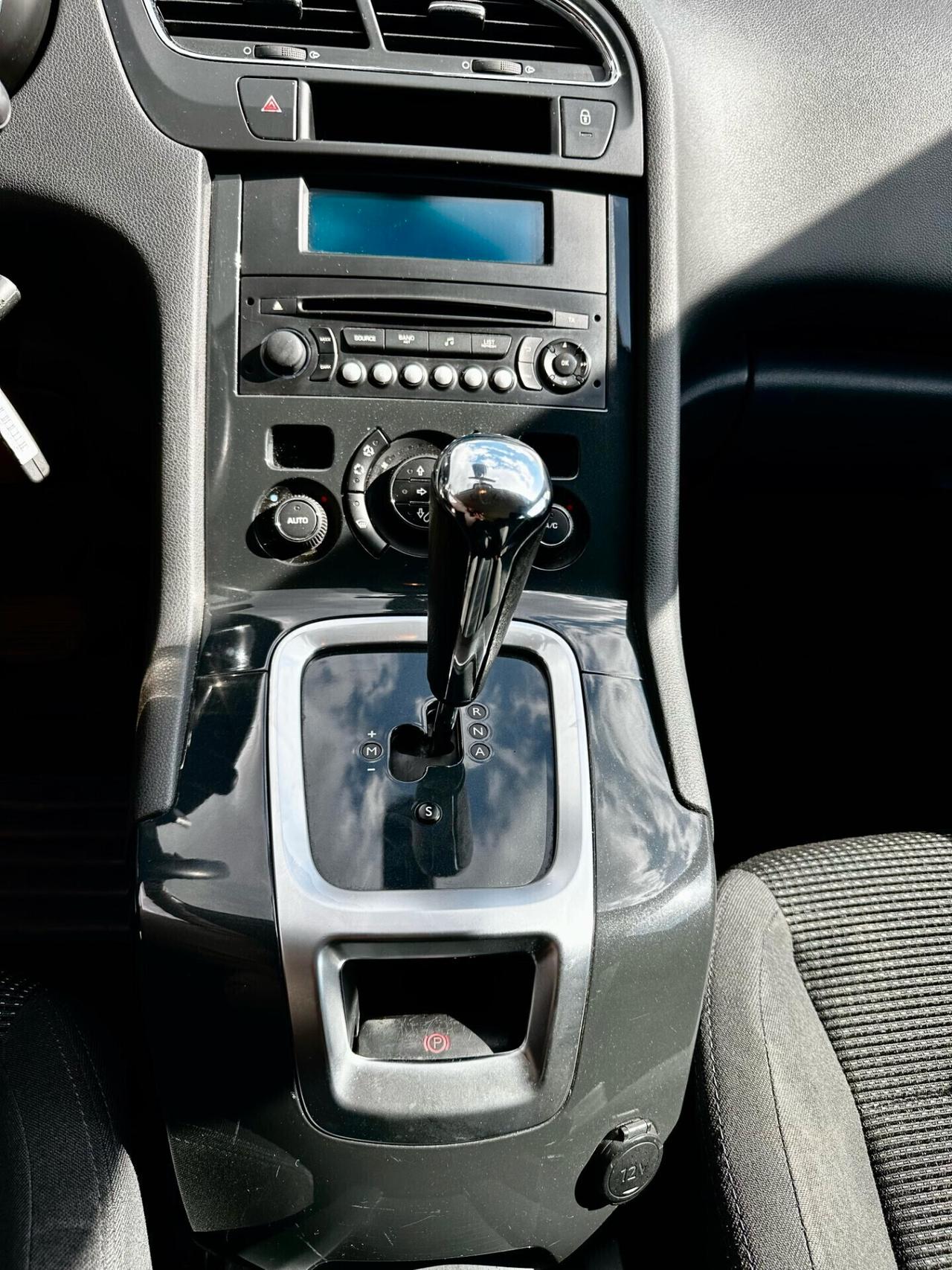 Peugeot 5008 1.6 HDI 115CV 7 POSTI STOPESTART CAMBIO ROBOTIZZATO