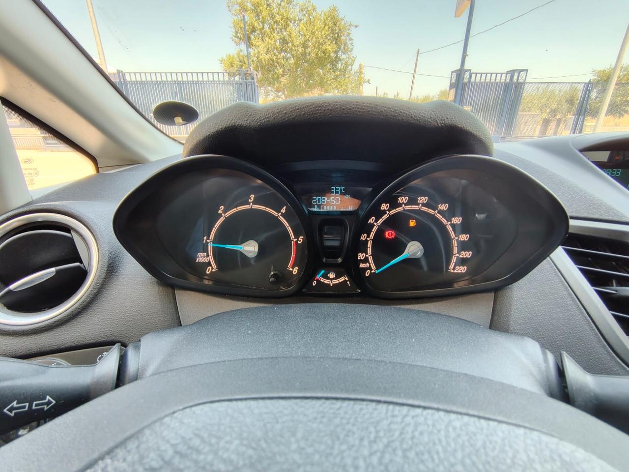 Ford Fiesta 1.5 TDCi 75CV 5 porte
