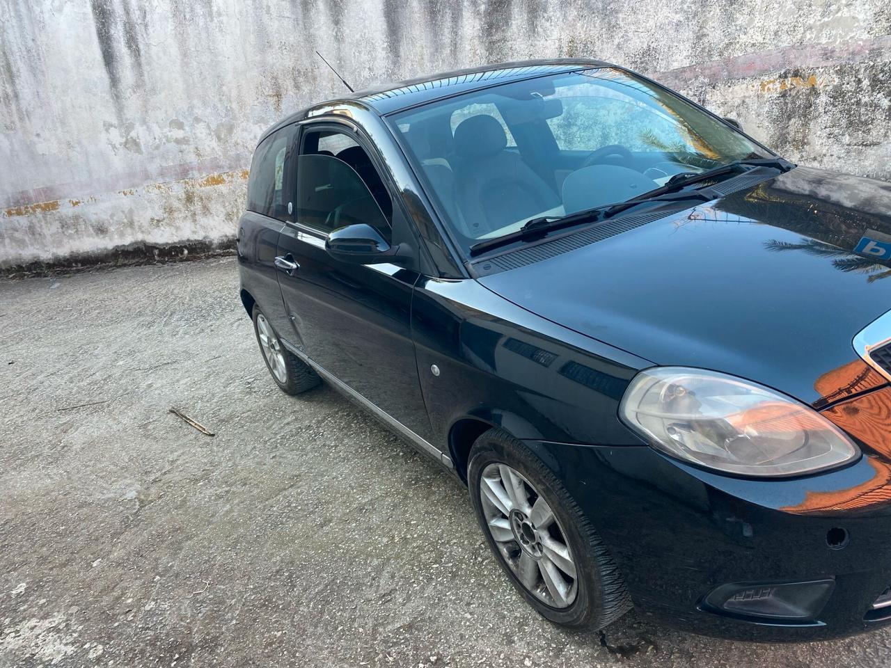 Lancia Ypsilon 1.4cc gpl (PRIVATO)-2009