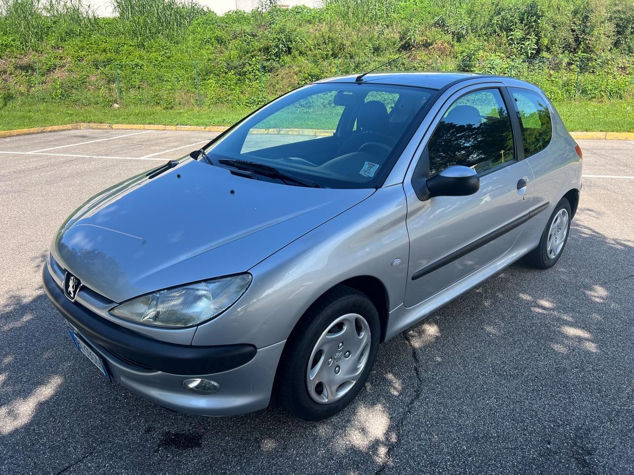 Peugeot 206 1.4 3p. XR