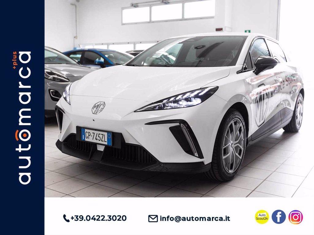 MG MG4 Luxury 64 KWh del 2023