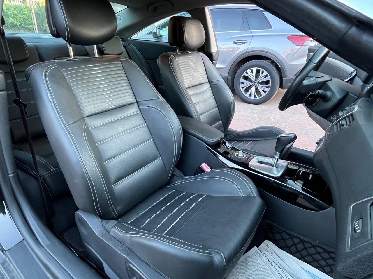 Renault Laguna Coupé 3.0 dCi V6 -2013