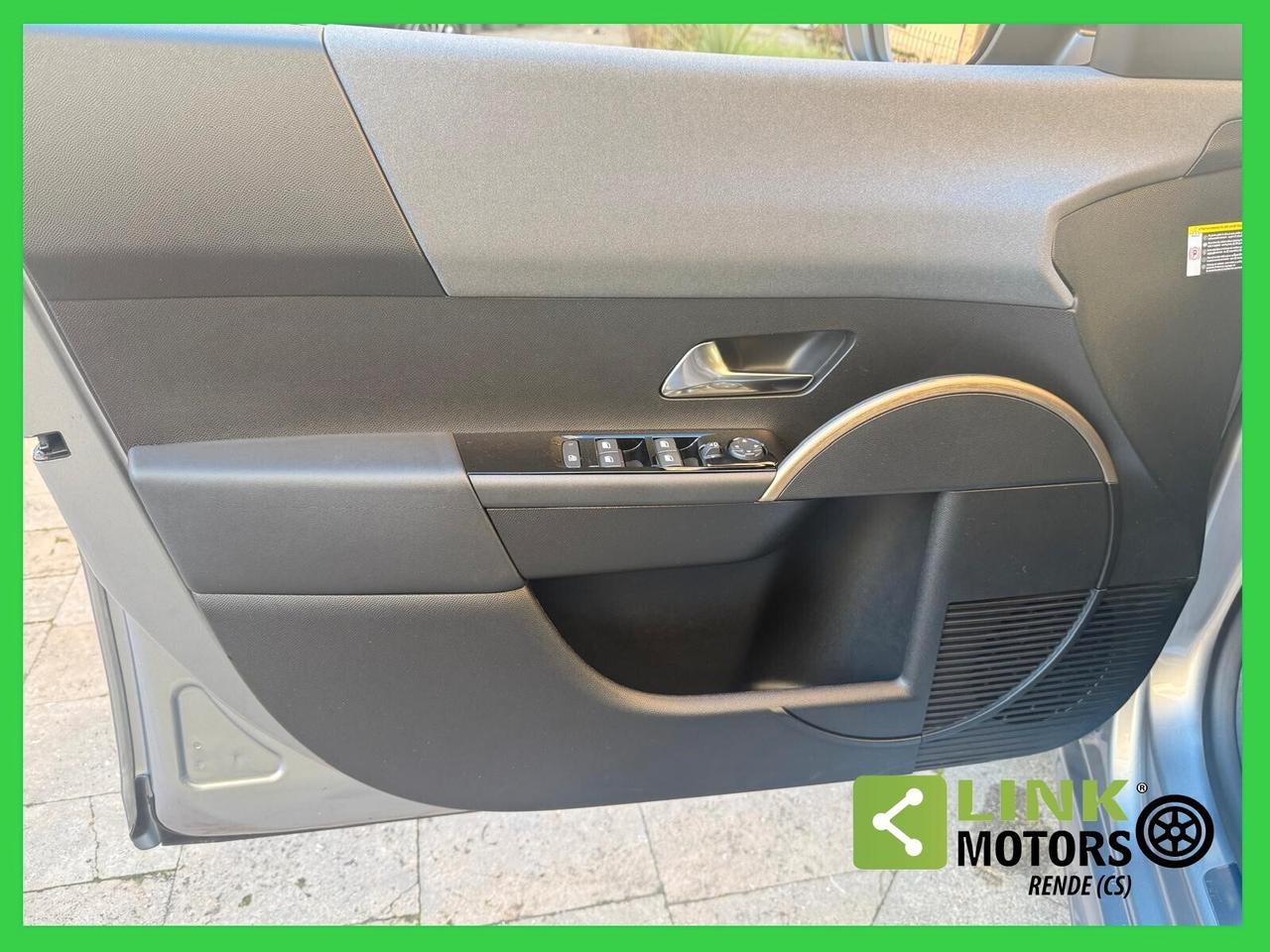 Lancia Ypsilon 1.2 TURBO Hybrid e-DCT LX 05/2025