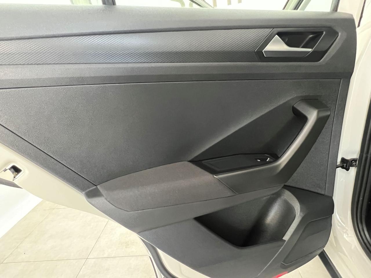 VOLKSWAGEN T-Roc 2022 T-Roc 1.0 tsi Life 110cv