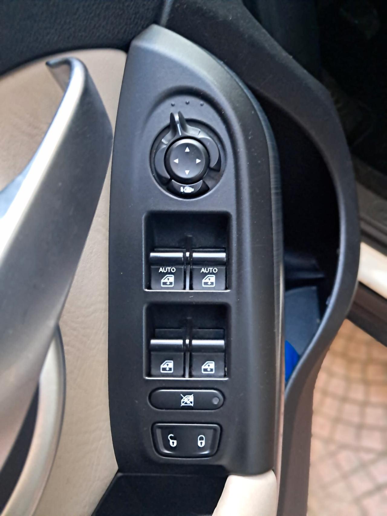 FIAT 500X 1.6 MJT 120 CV-NAVIGATORE-BELLA-Euro10490